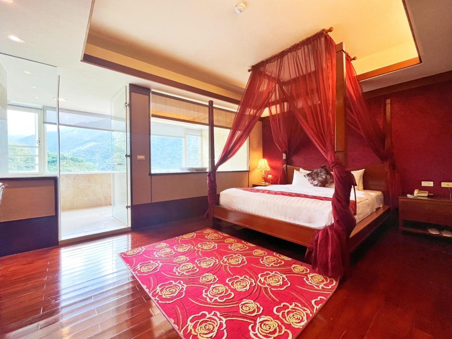 Dongpo Ti Lun Hotel Xinyi Exterior photo