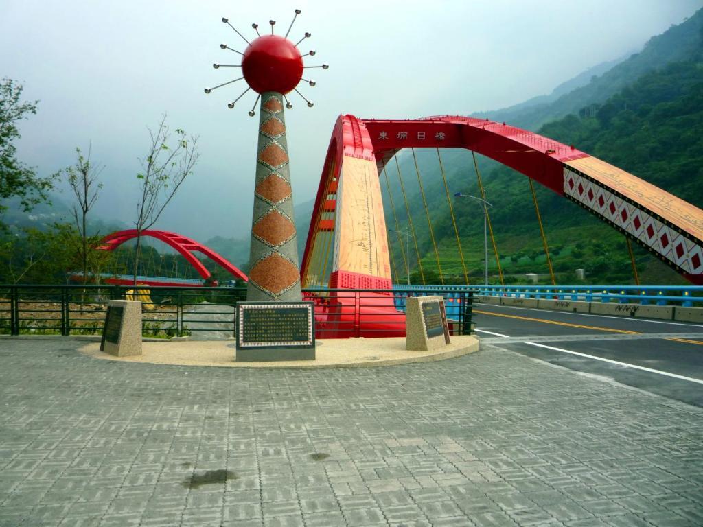 Dongpo Ti Lun Hotel Xinyi Exterior photo