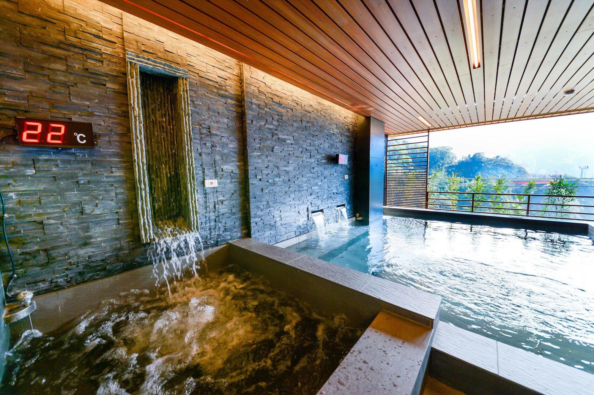 Dongpo Ti Lun Hotel Xinyi Exterior photo